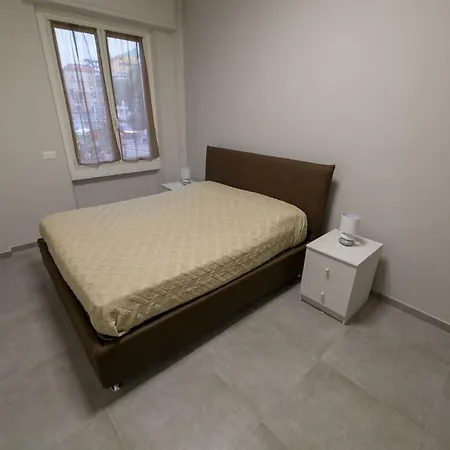Apartment G T