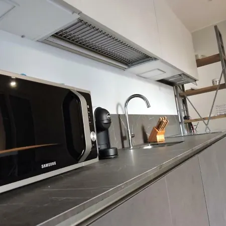 G T Apartment *